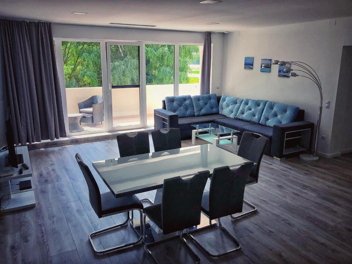 Moment Apartments Szolnok Luaran gambar